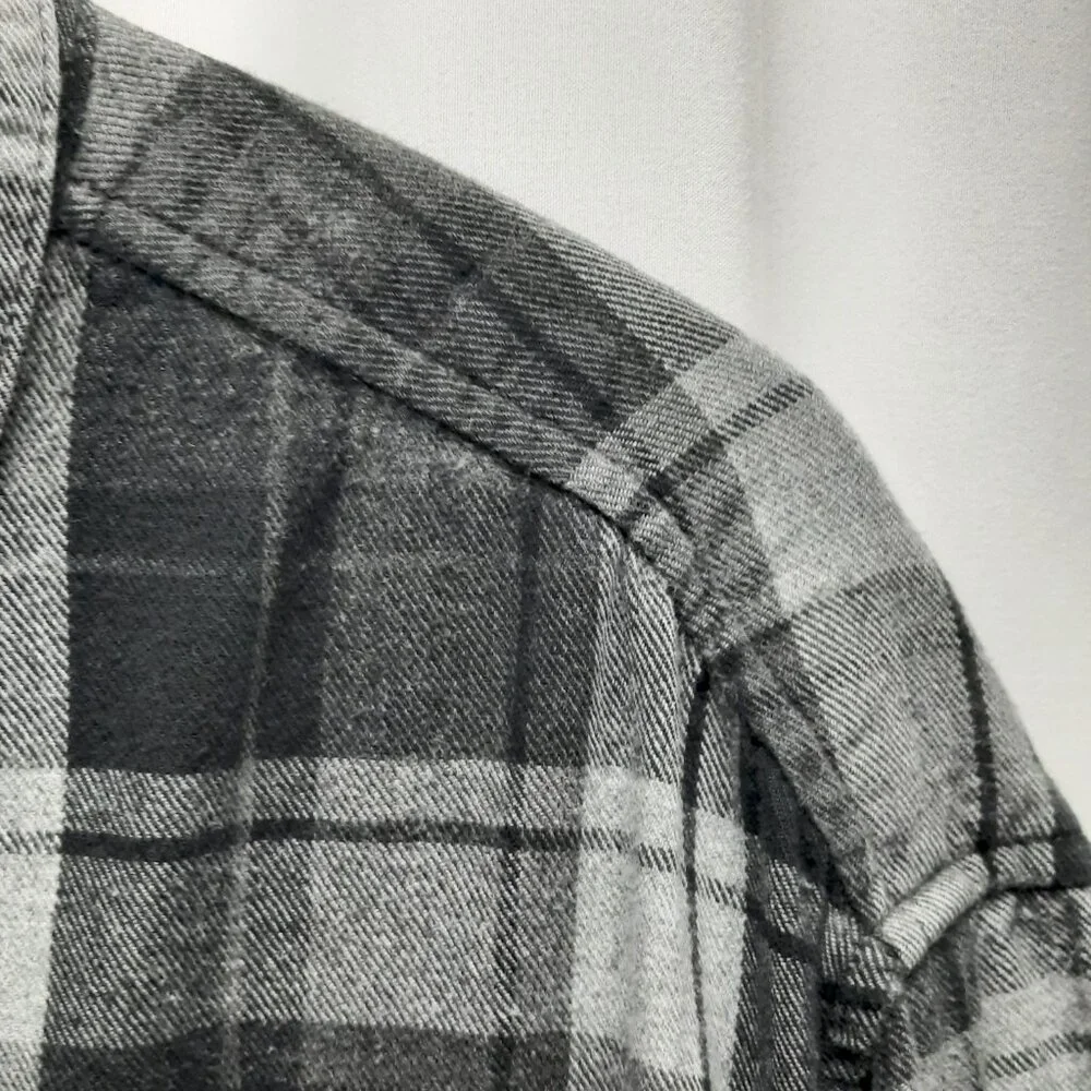 Duluth Trading Co Men's Large Slim Fit Flannel Shirt Gray Plaid 100% Cotton - Picture 4 of 8